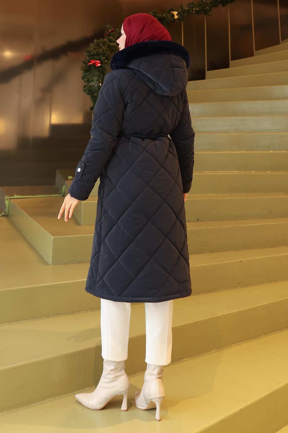 Jacke mit Reißverschluss und Kordelzug