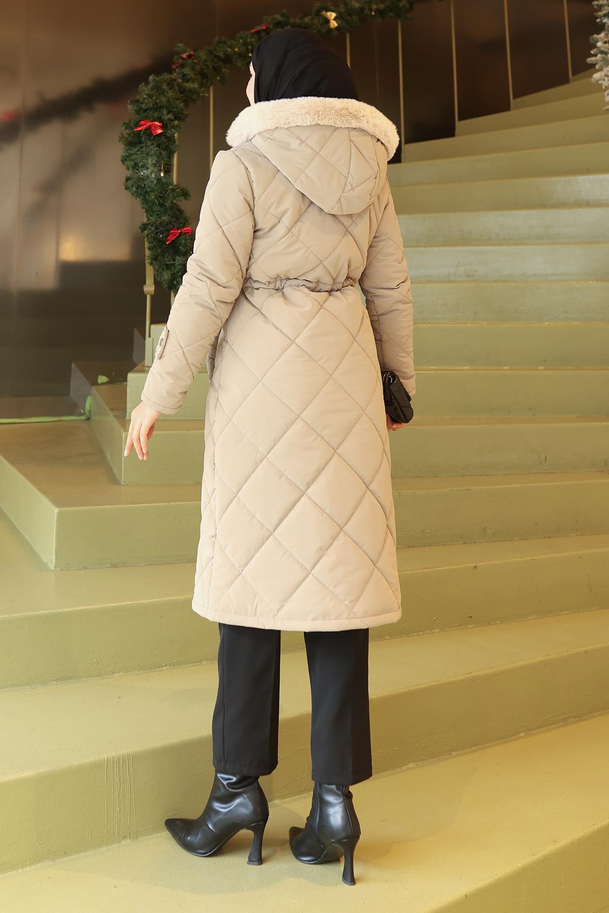 Jacke mit Reißverschluss und Kordelzug