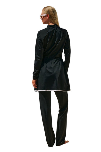 SCHWARZES BADEKLEID MIT REISSVERSCHLUSS, SCHARF
