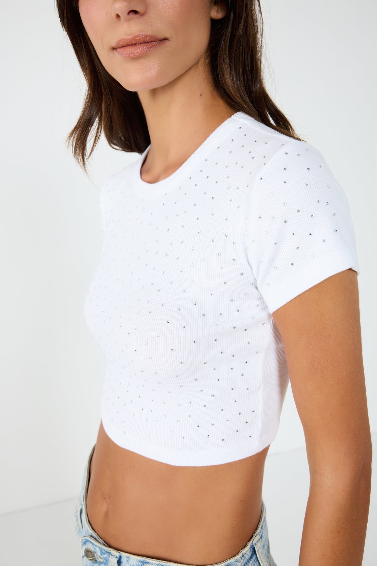 Strassbesetztes, kurzärmeliges Crop-Top
