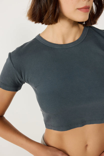 Kurzärmeliges Crop-T-Shirt