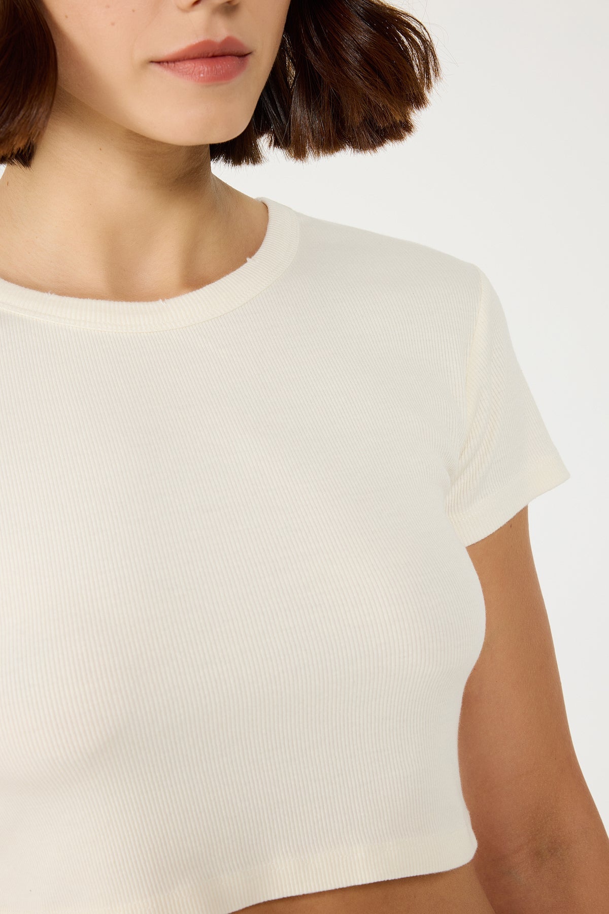 Kurzärmeliges Crop-T-Shirt