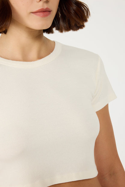 Kurzärmeliges Crop-T-Shirt