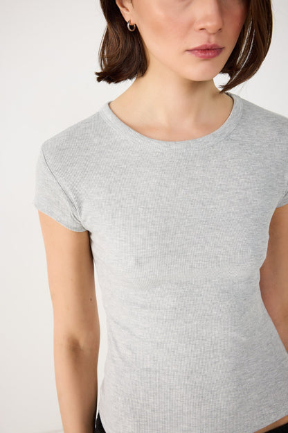 Kurzärmeliges T-Shirt mit Rundhalsausschnitt