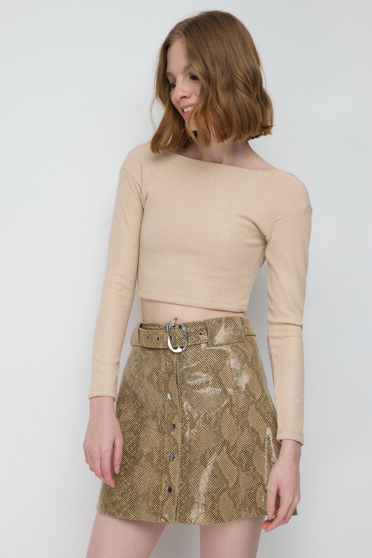 Rückenfreies Basic-Crop-Top
