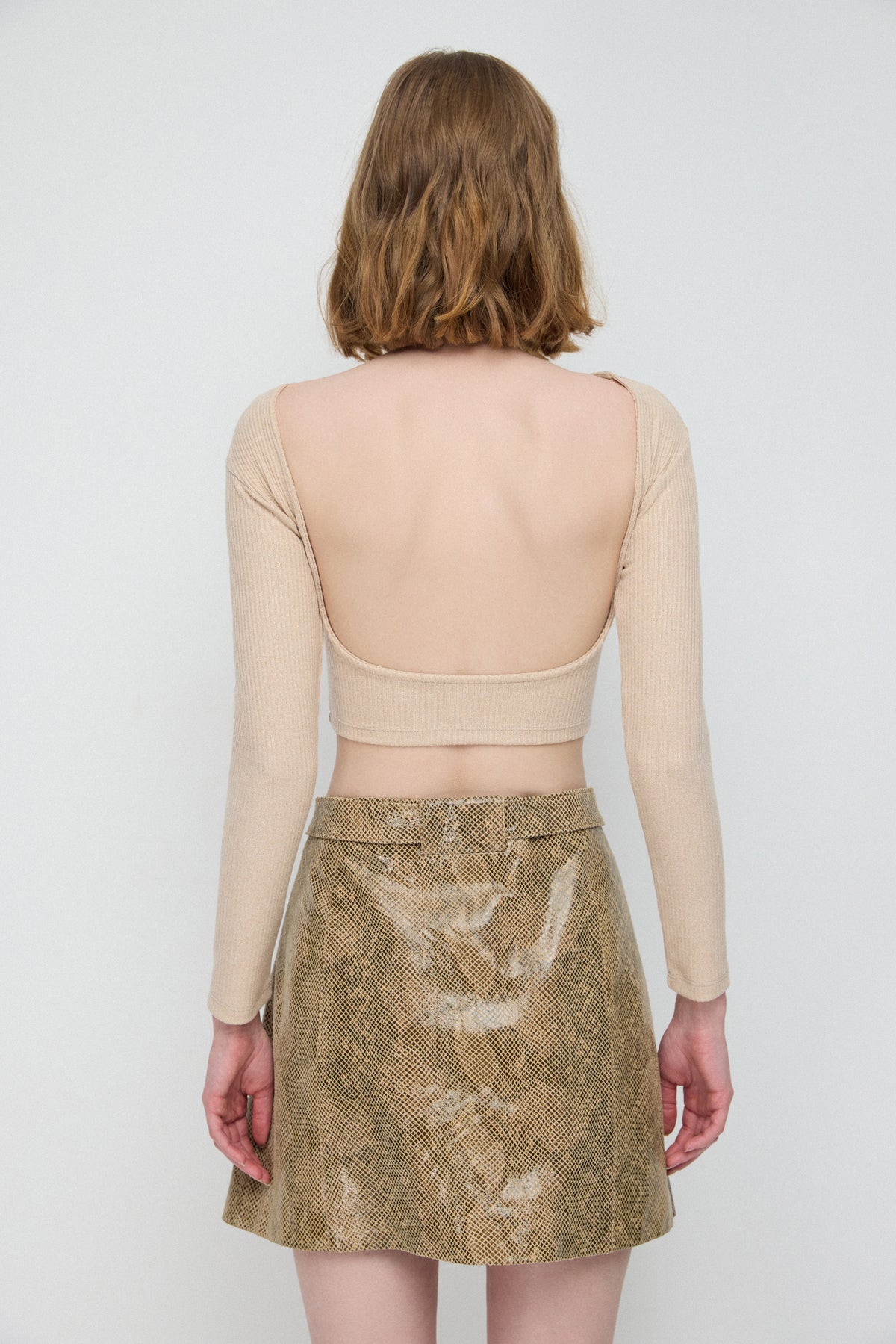 Rückenfreies Basic-Crop-Top