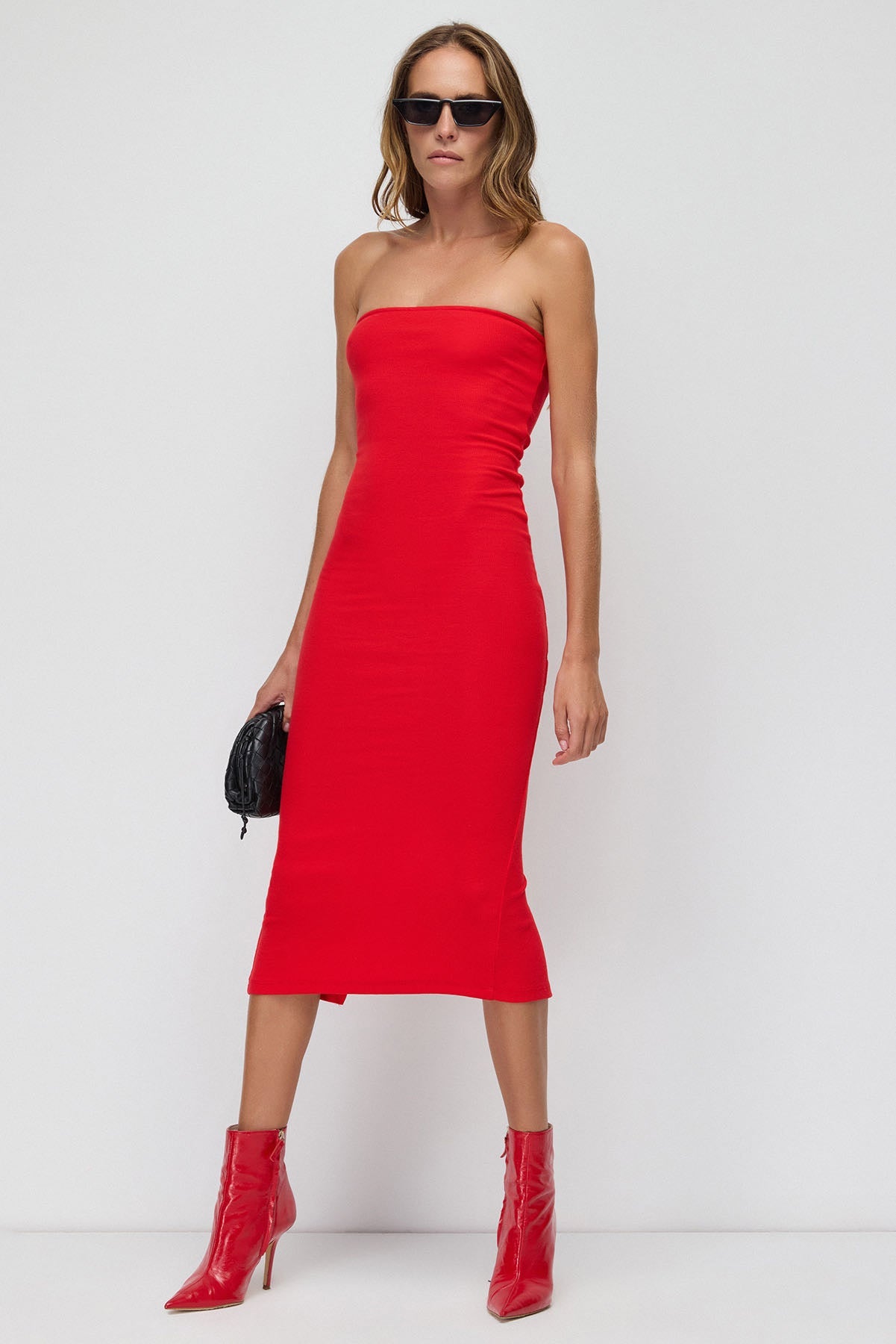 Trägerloses Midikleid
