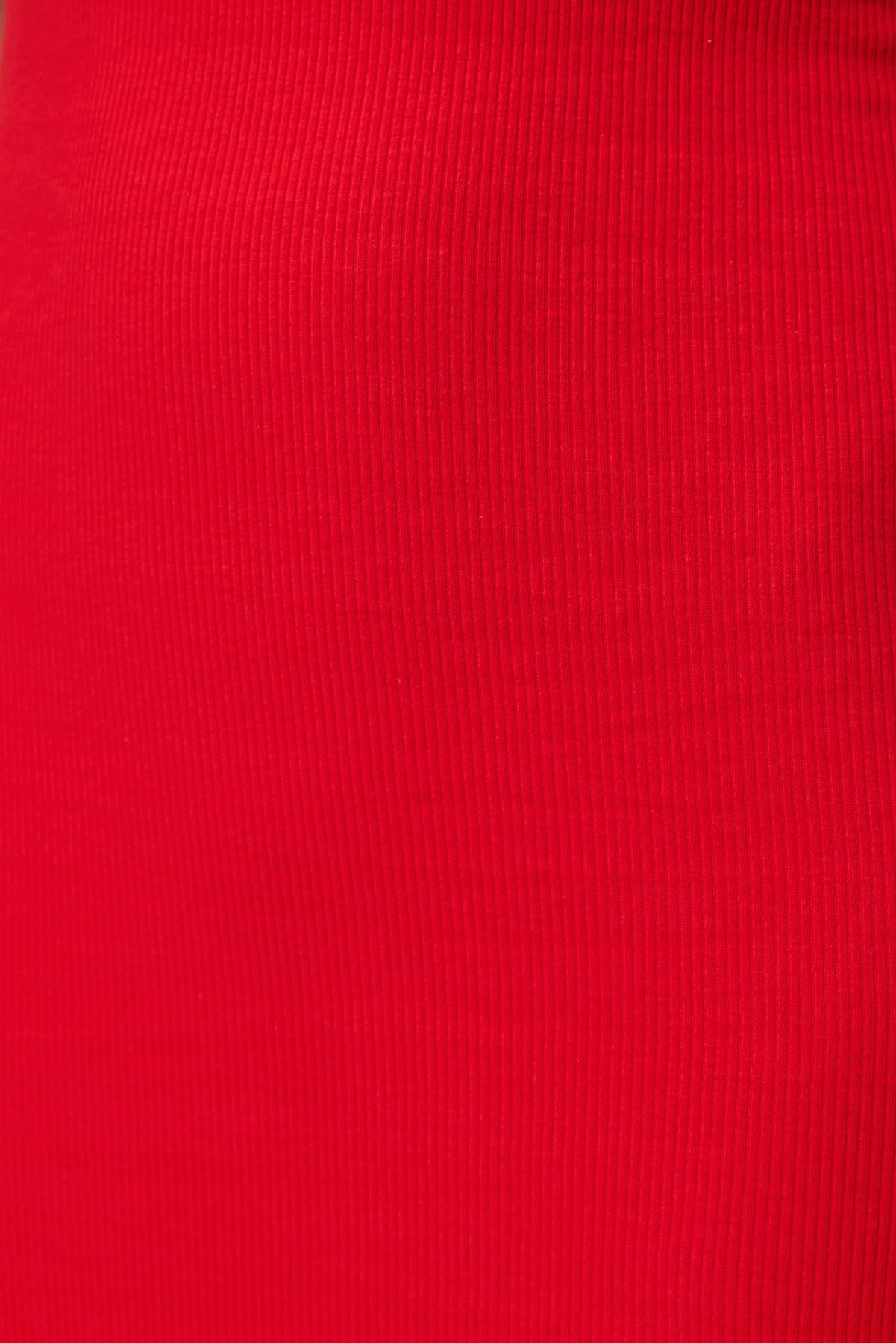 Trägerloses Midikleid