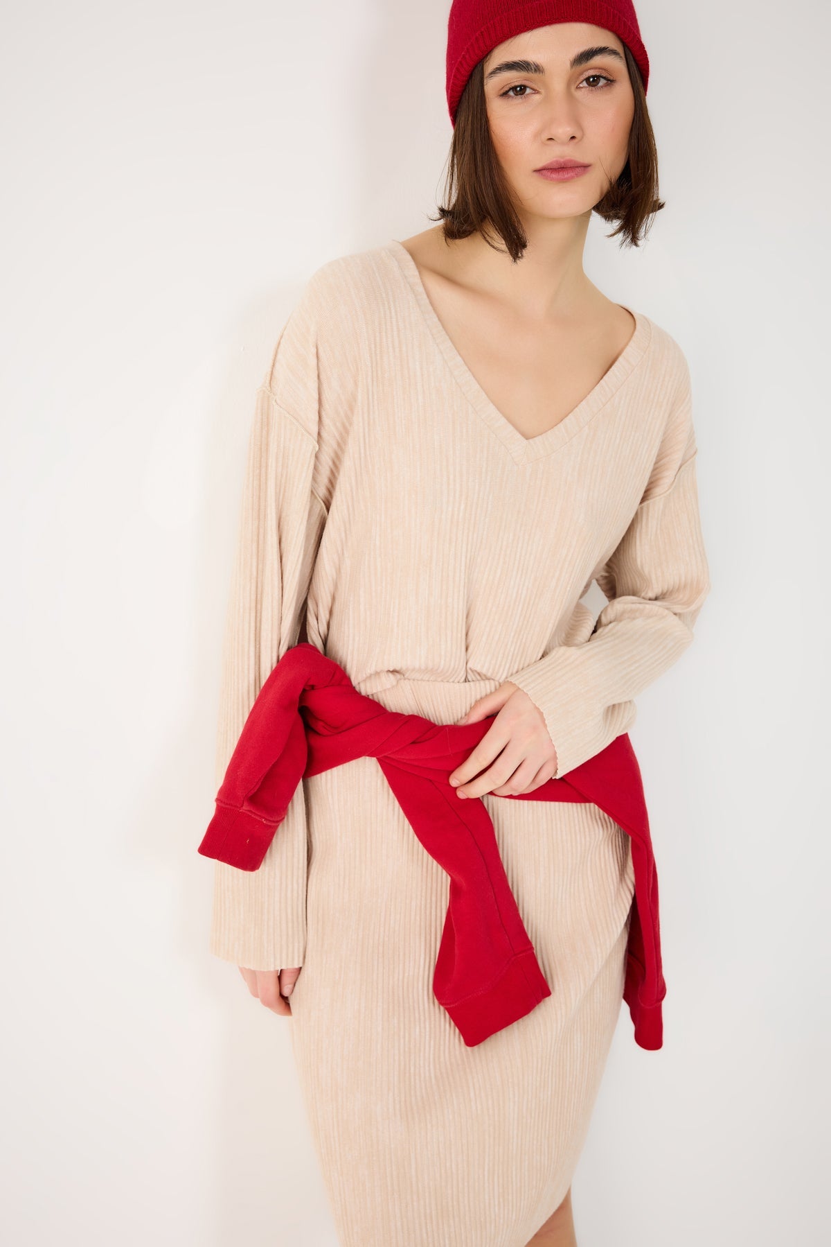 Geripptes Crop-Top mit V-Ausschnitt