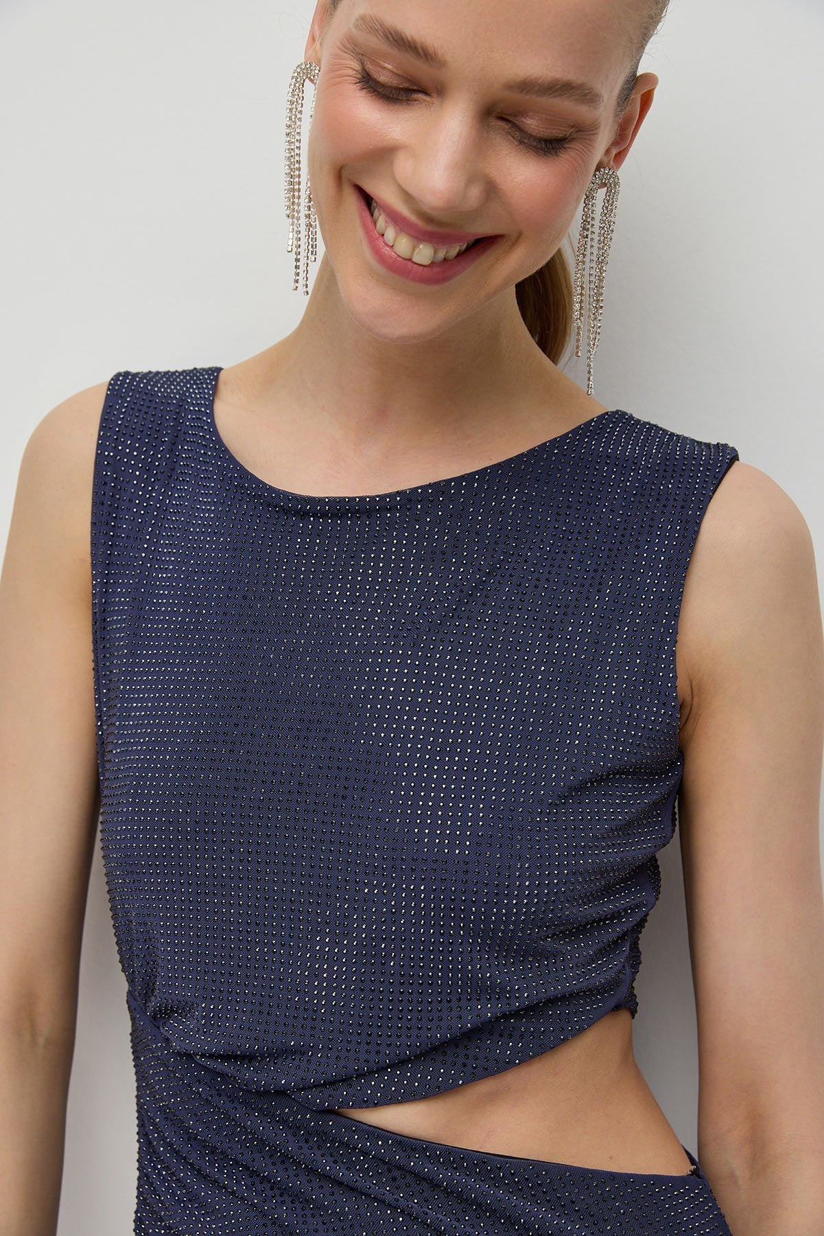 Verziertes Minikleid