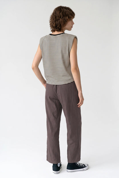 Weite Hosen mit weitem Bein