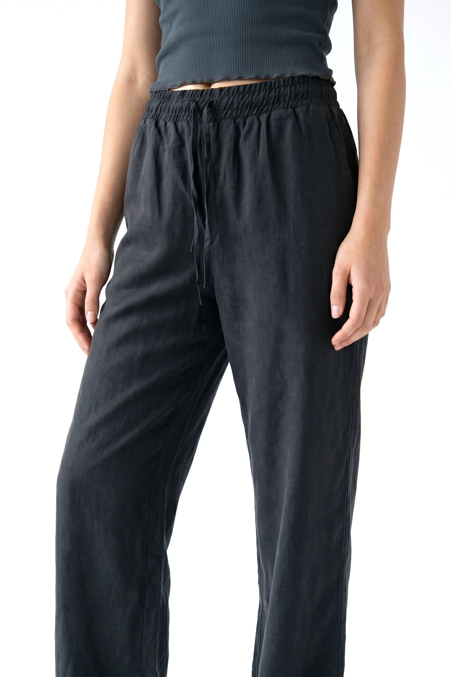 Weite Hosen mit weitem Bein