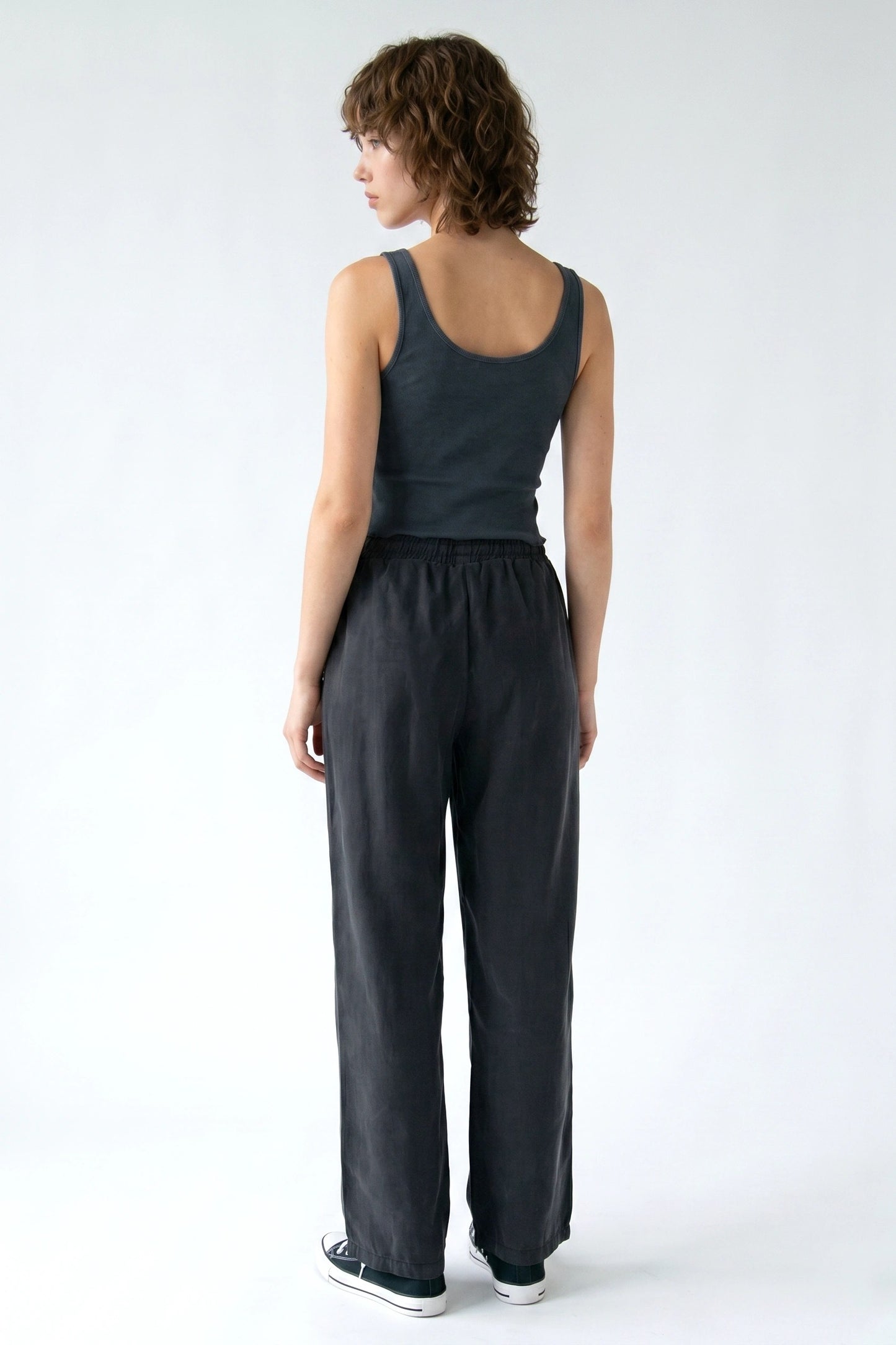 Weite Hosen mit weitem Bein