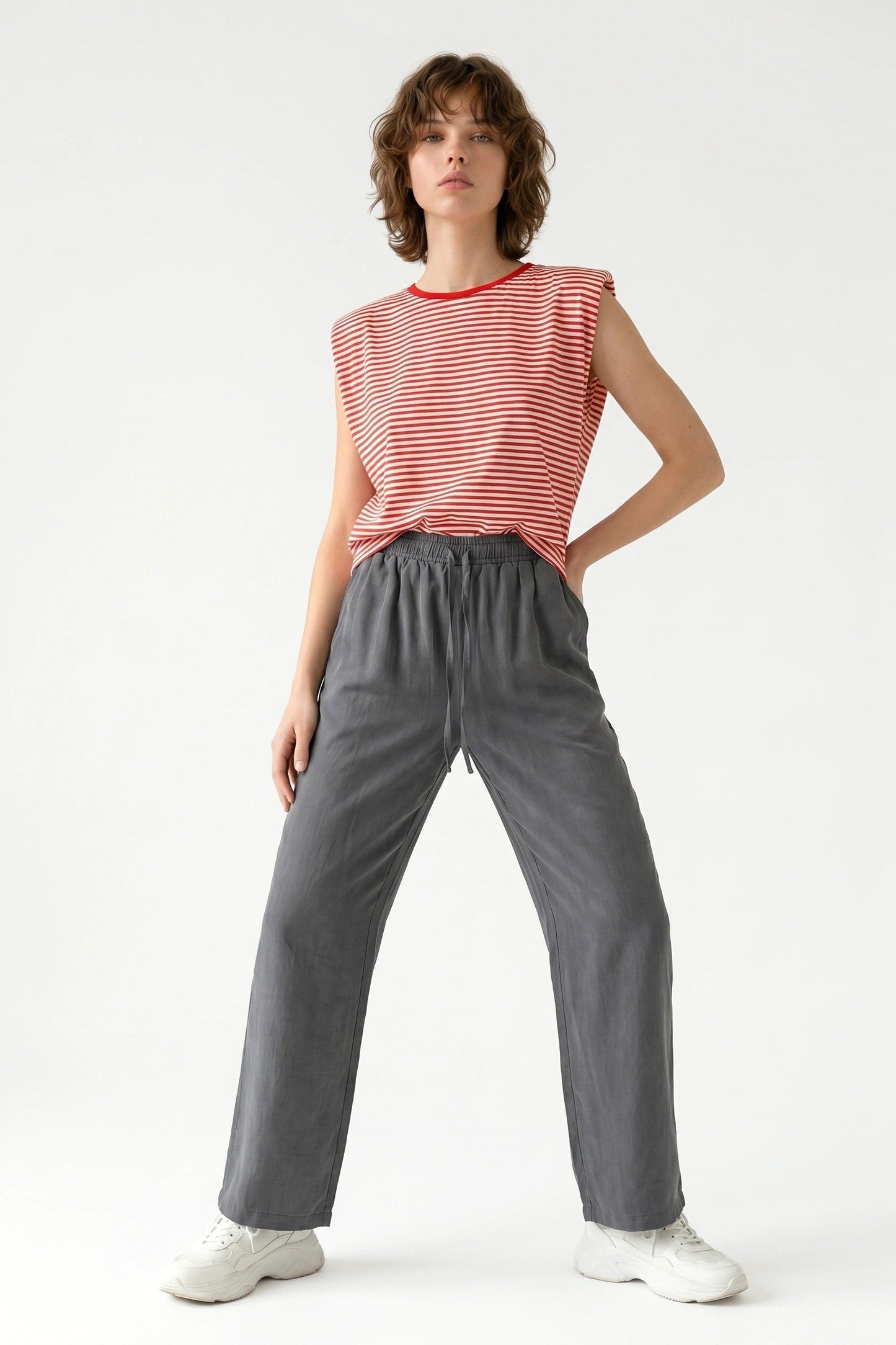 Weite Hosen mit weitem Bein