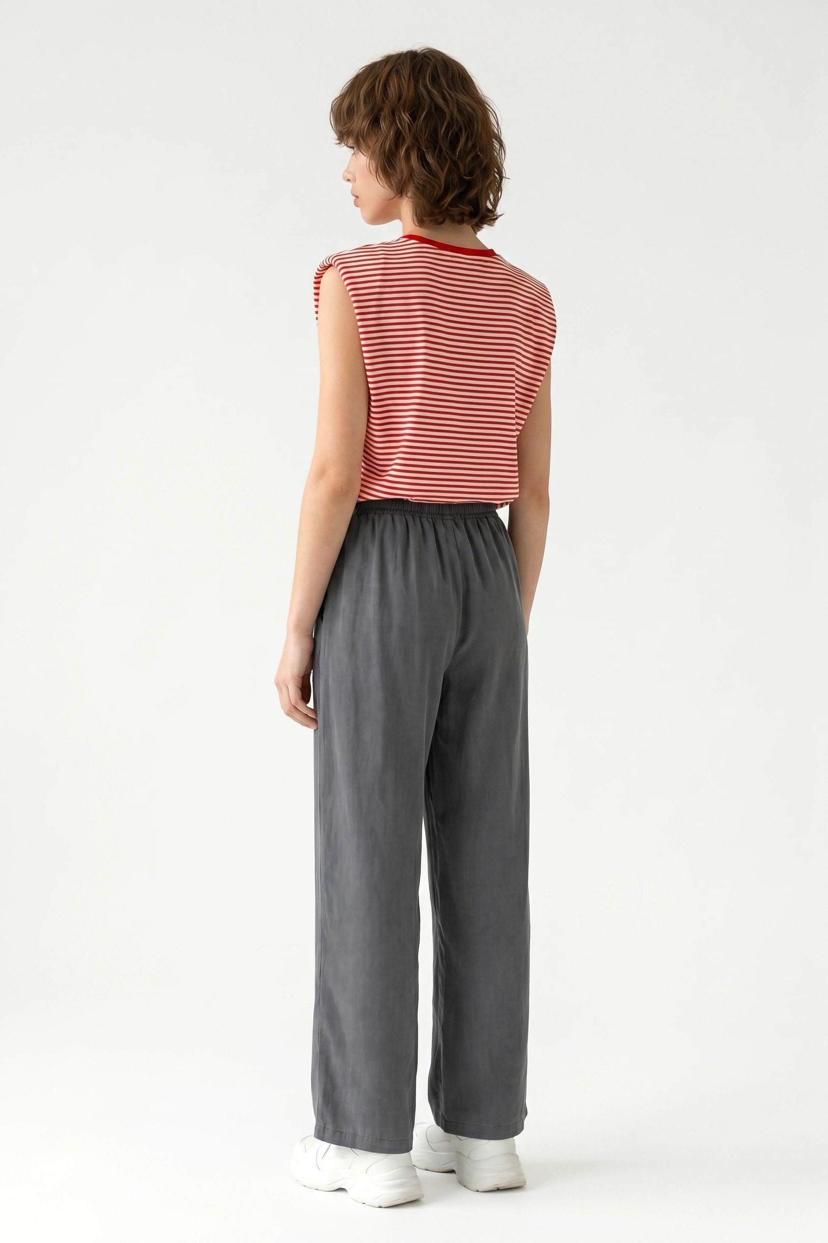 Weite Hosen mit weitem Bein
