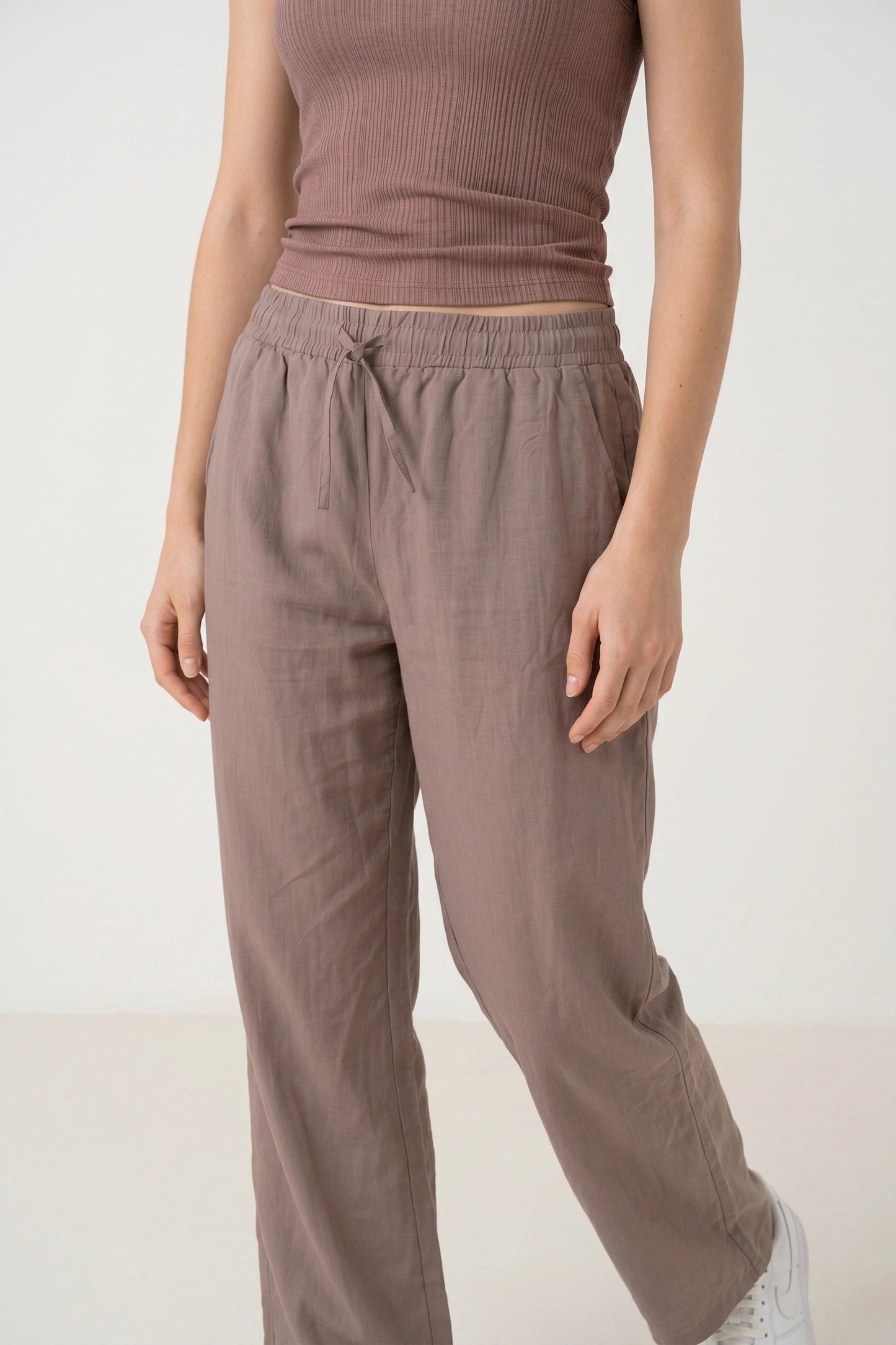 Weite Hosen mit weitem Bein