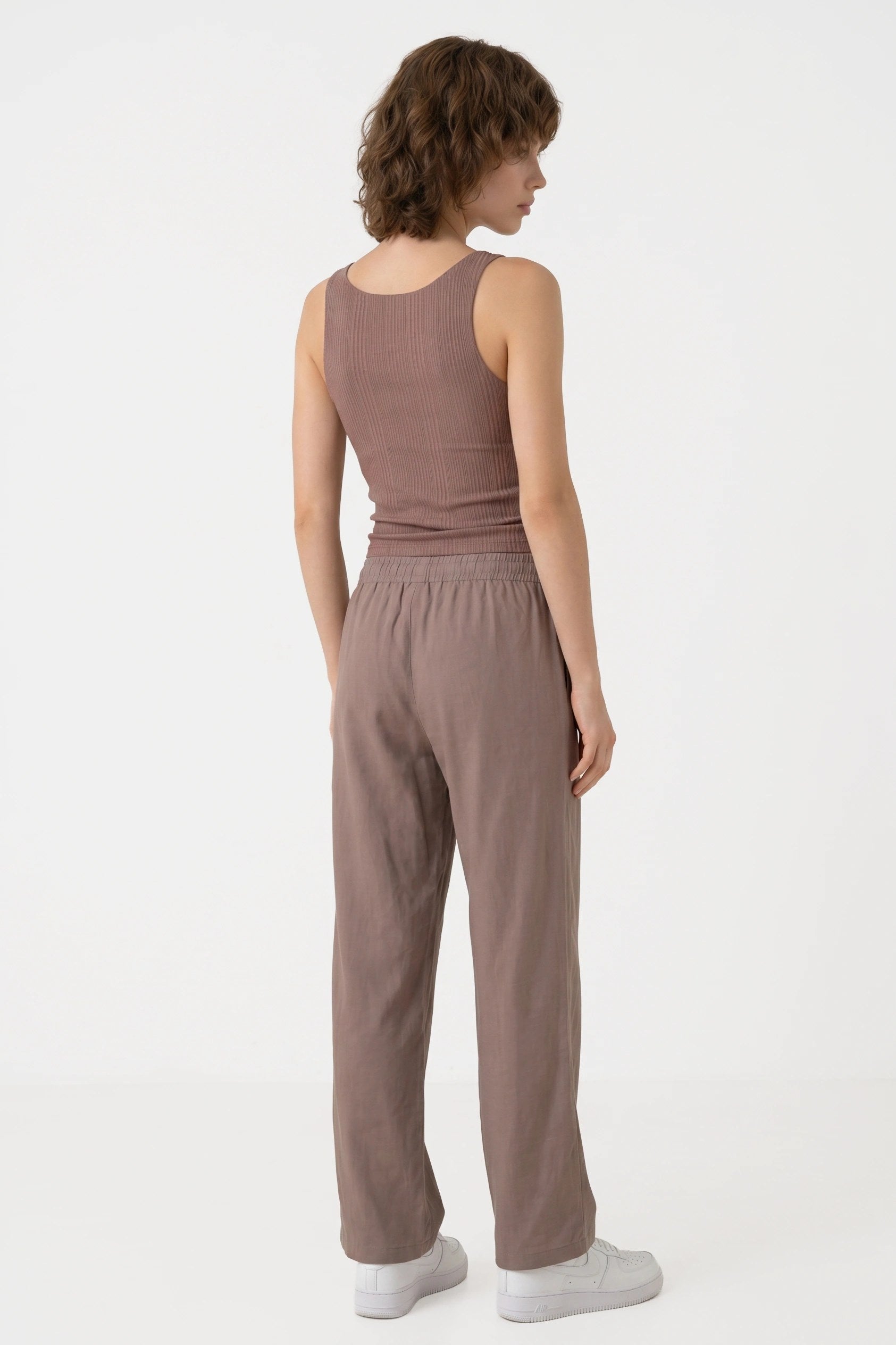 Weite Hosen mit weitem Bein