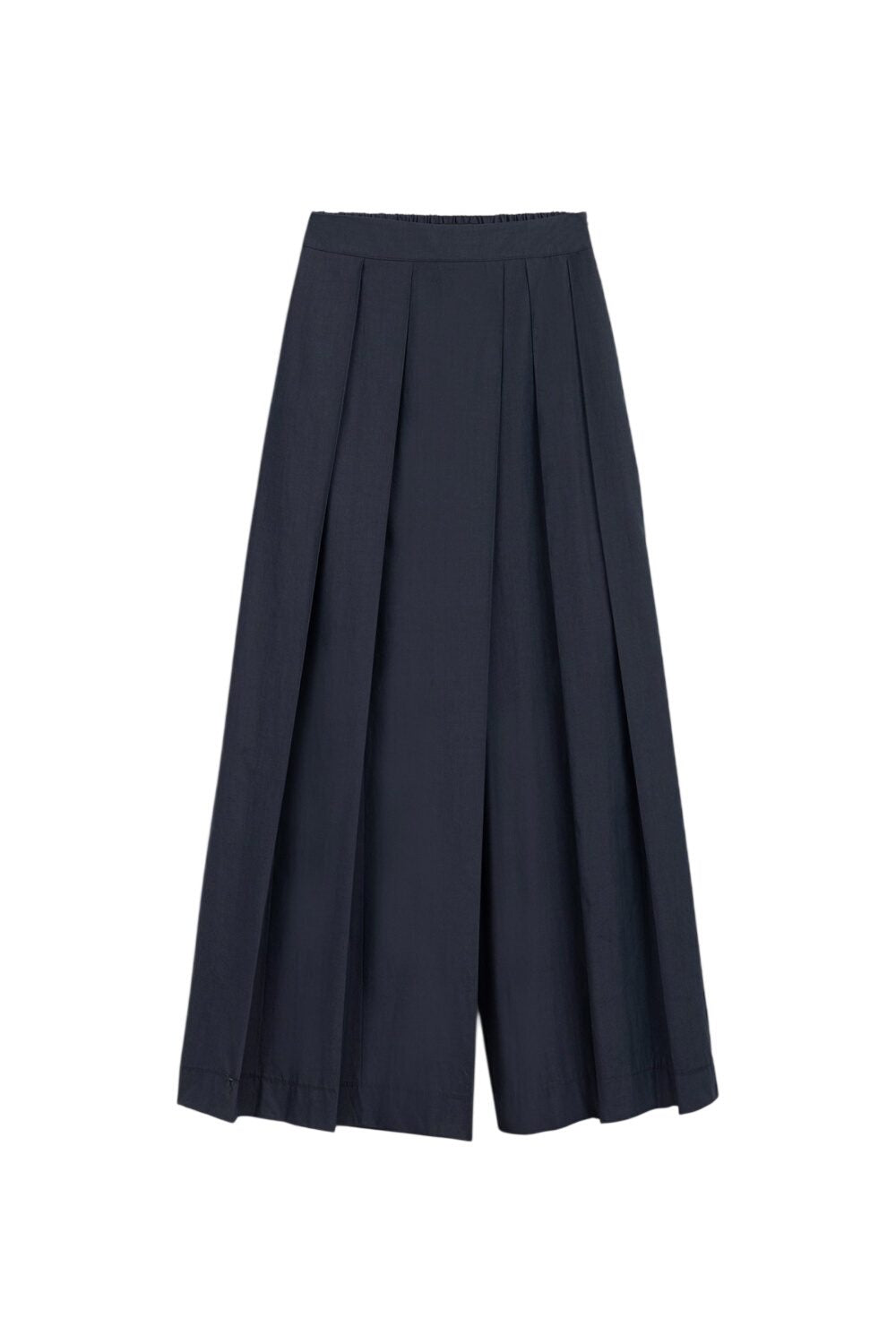 Schwarze Hose mit Falten und weitem Bund