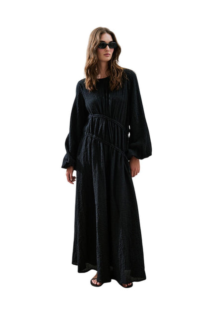 Gerafftes, strukturiertes Kleid, schwarz