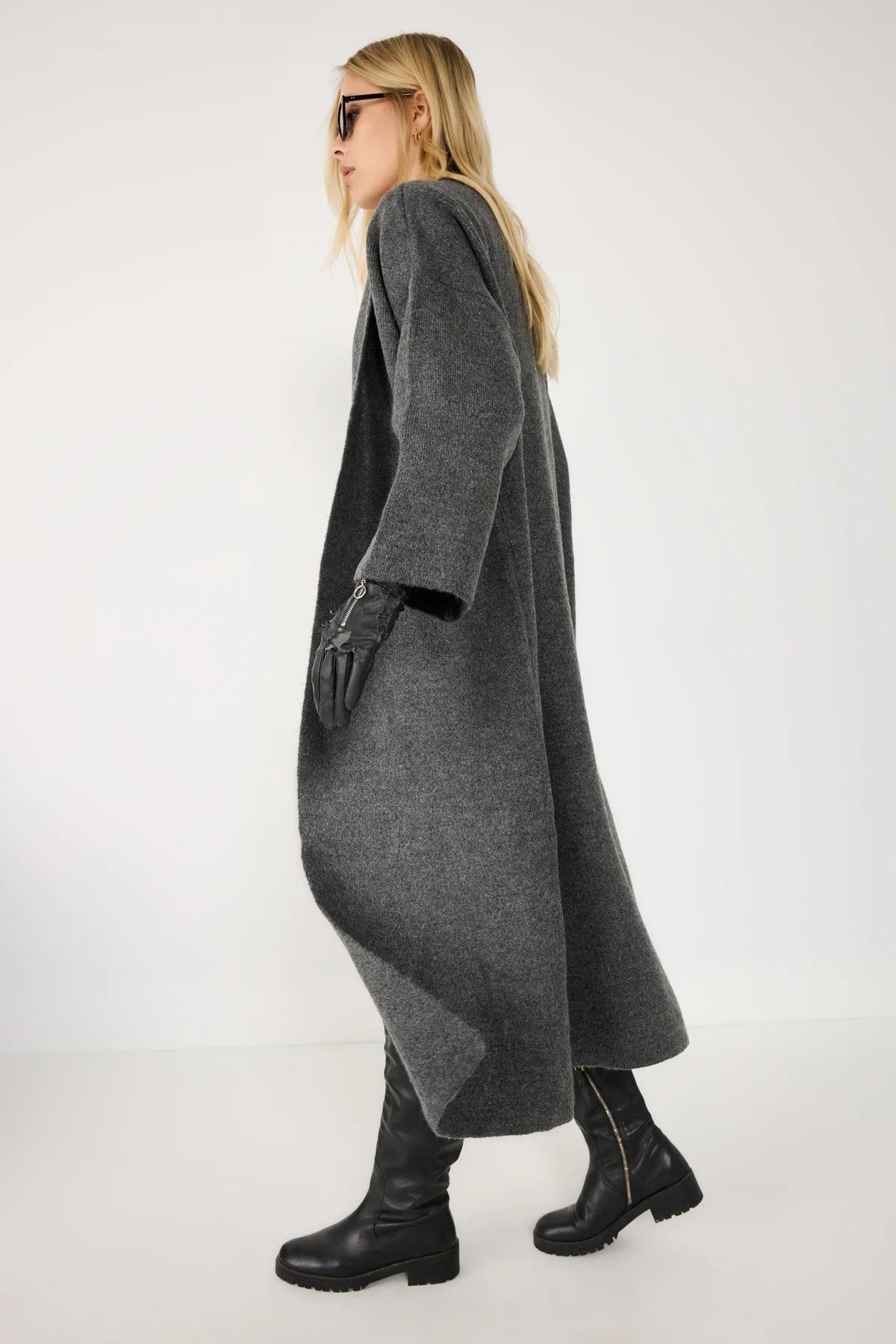 Lange Strickjacke im Glamour-Stil