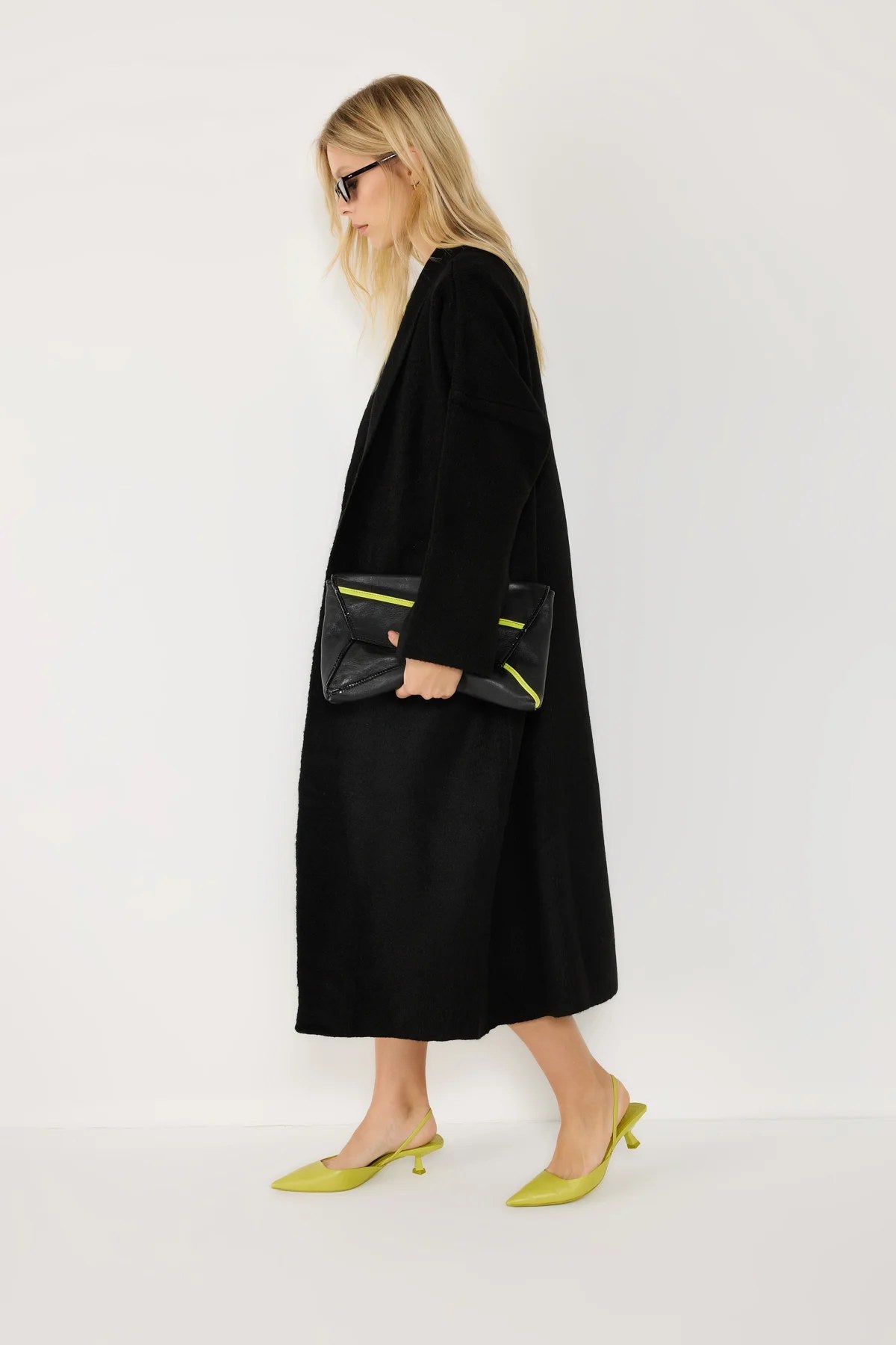 Lange Strickjacke im Glamour-Stil