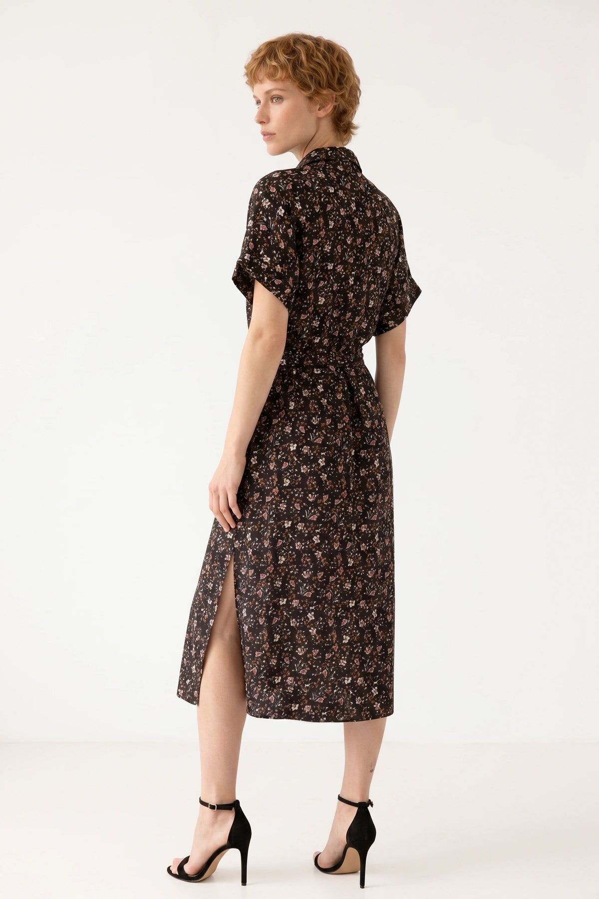 Blumen Kleid mit Taillengürtel