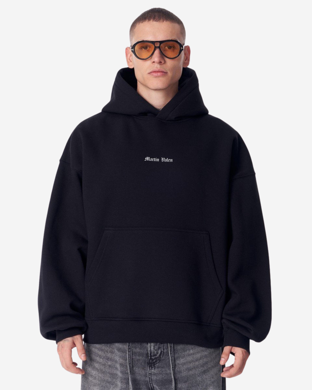 Tiefe Gothic Schwarzer Kapuzenpullover mit Applikationsflicken - Groß