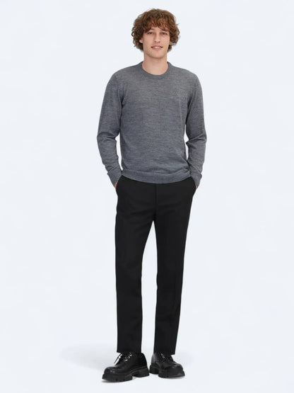 Graues Strick-Sweatshirt