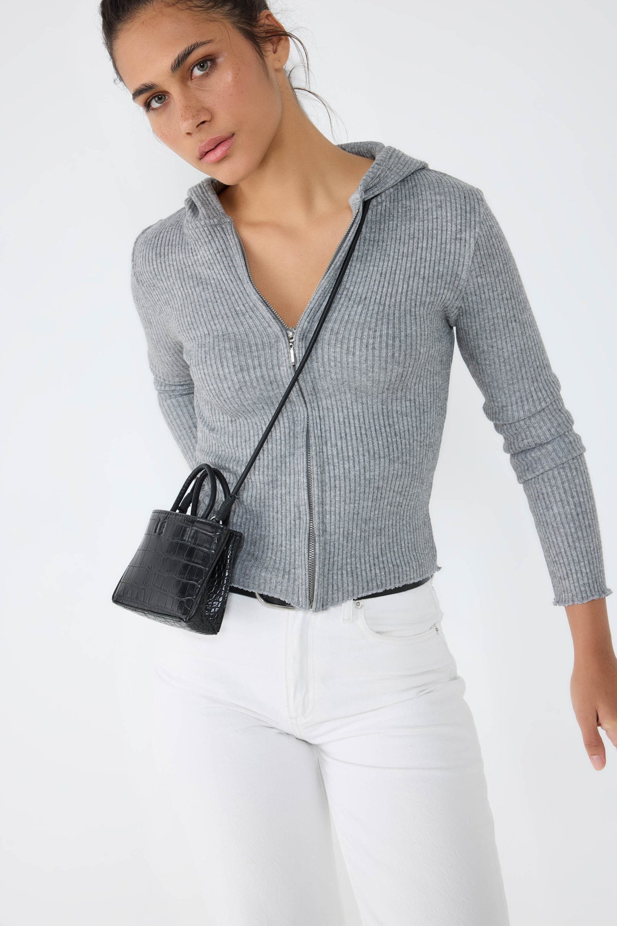Strickcardigan mit Kapuze und Reißverschluss