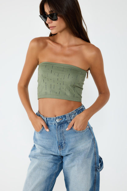Nahtloses, trägerloses Crop-Top mit Steinverzierungen