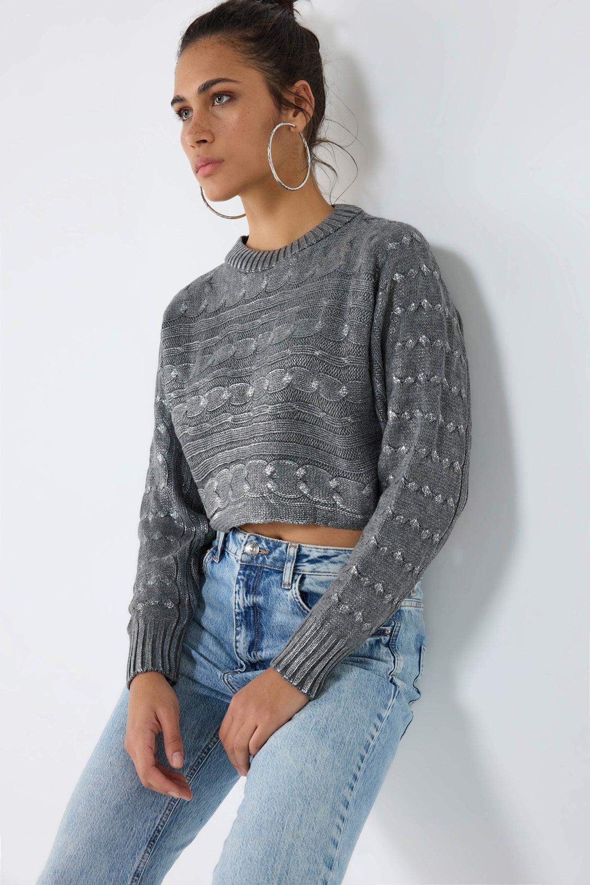 Strickjacke mit Knopfdetails und Taschen