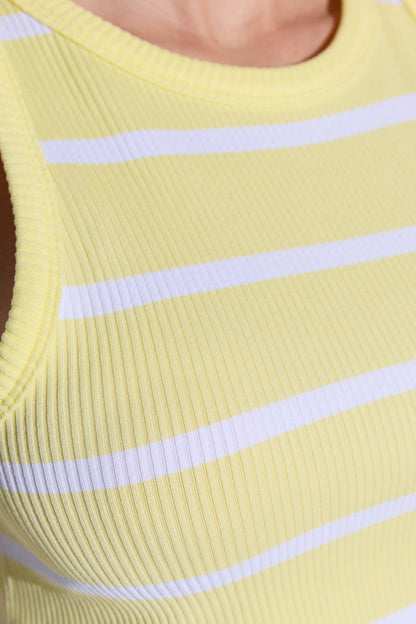 Neckholder-Crop-Bluse