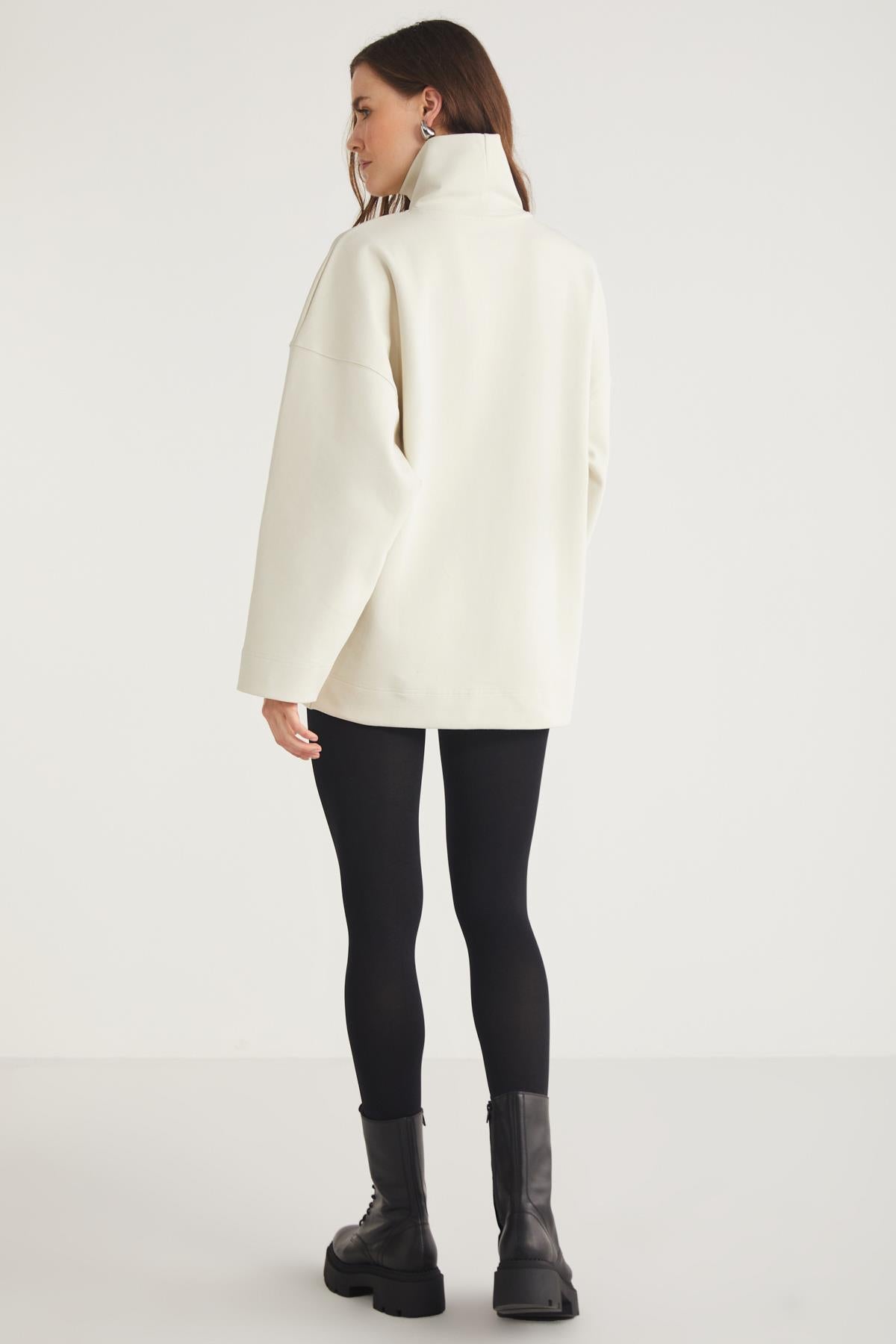 HERMIONE Essential-Fit Sweatshirt