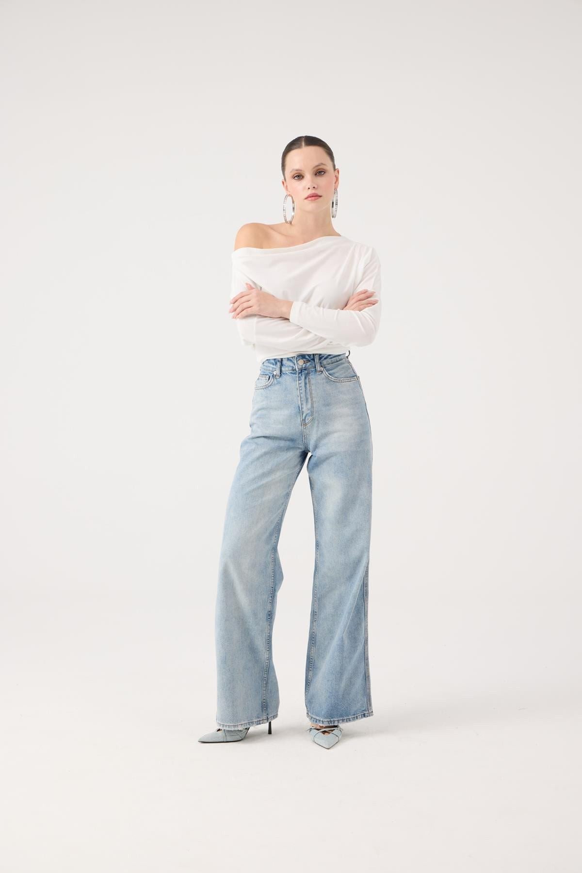Hochtaillierte Carino Jeans Weit
