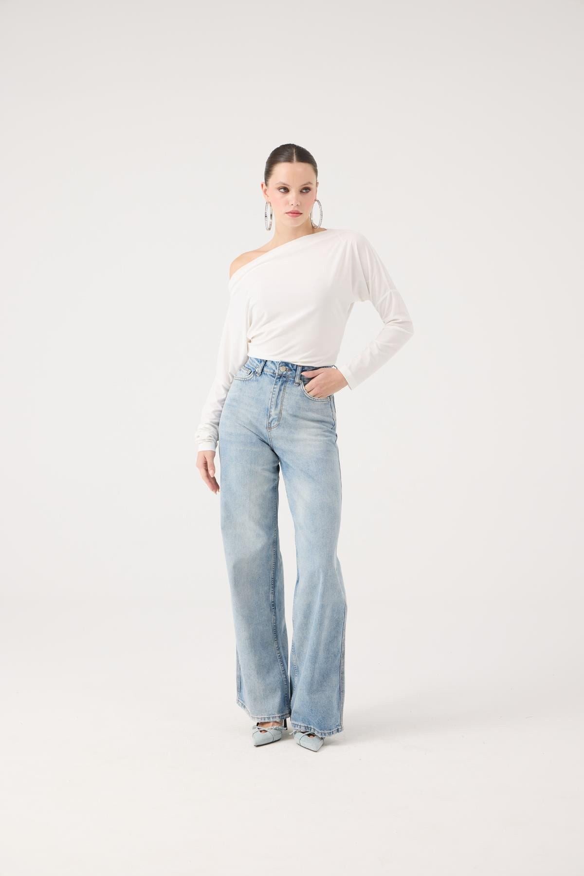 Hochtaillierte Carino Jeans Weit