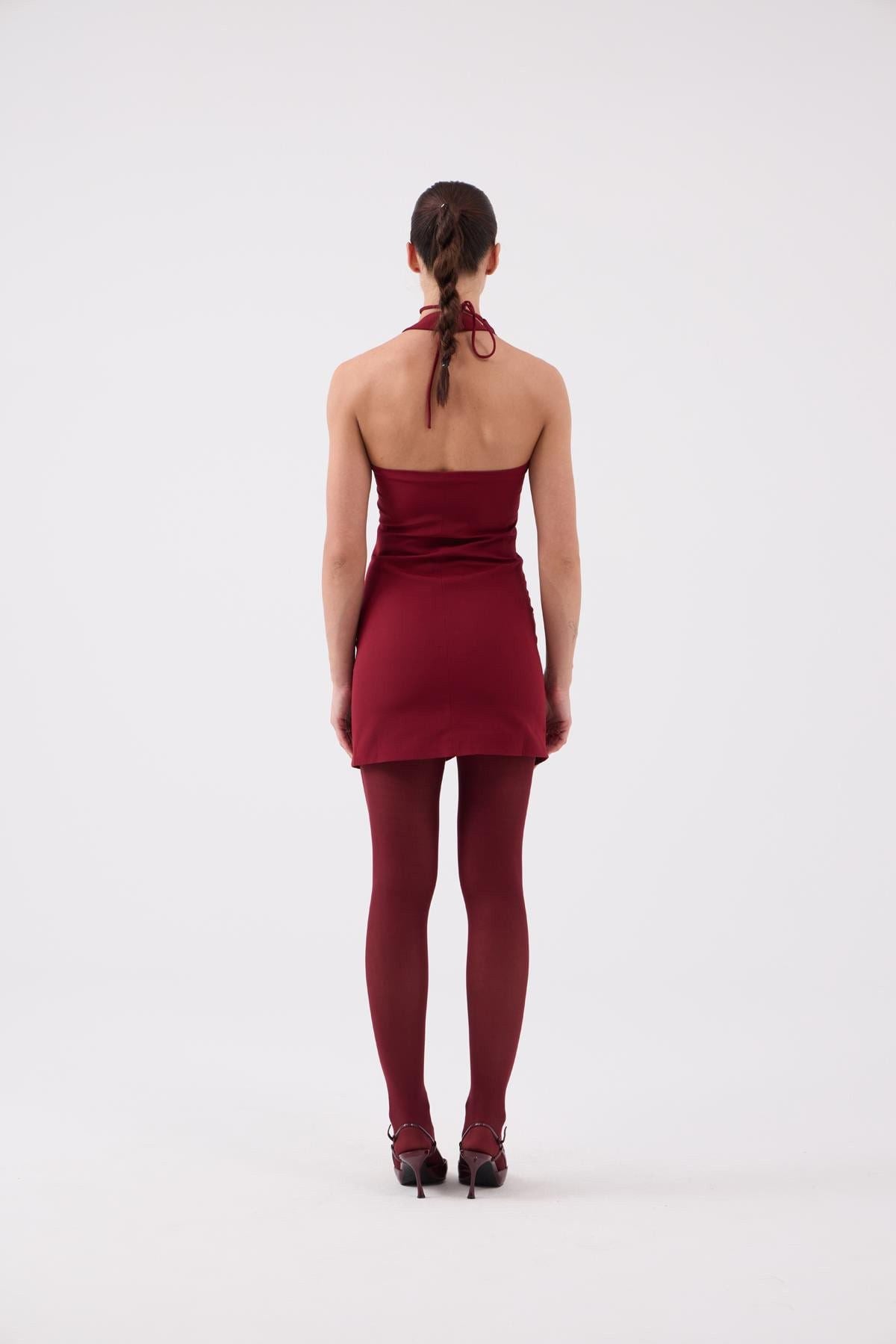 Knopf Mini-Kleid mit Rosenzubehör