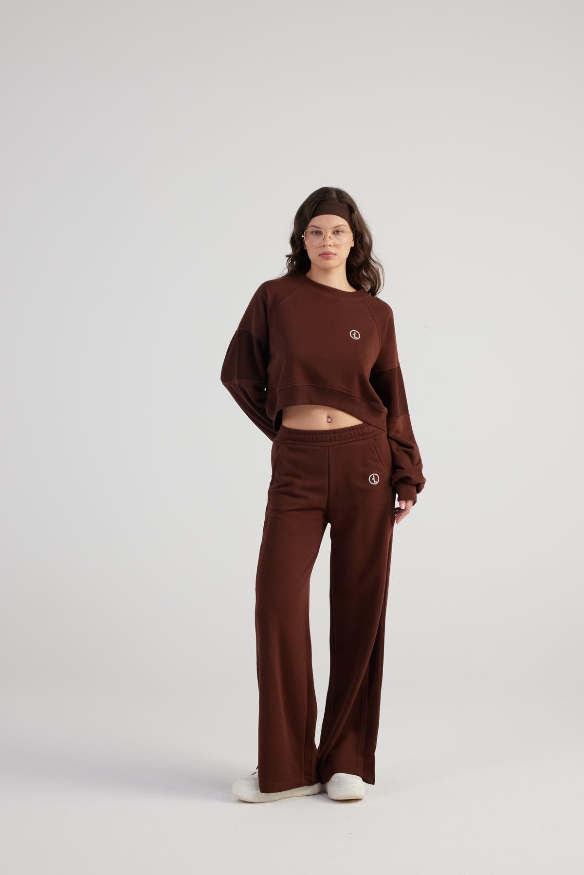Weite Trackpants mit Schlitzen