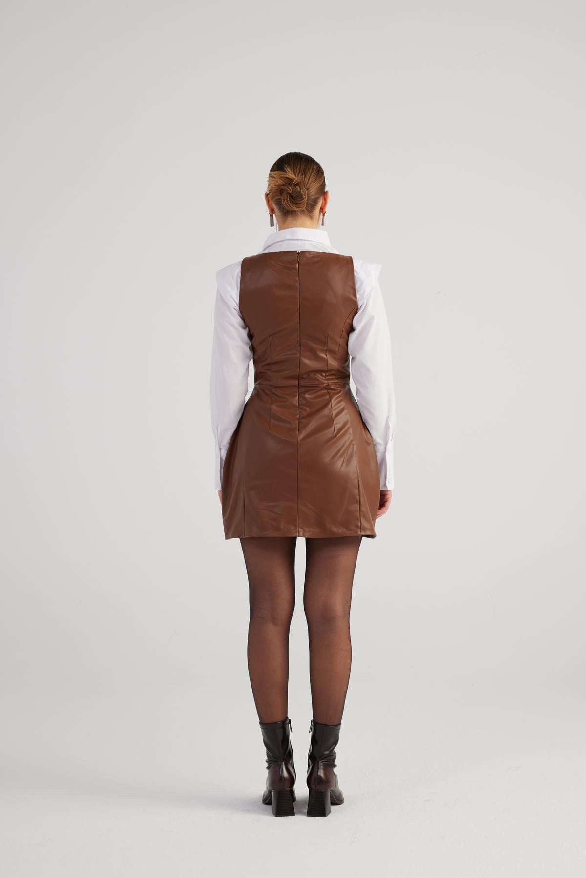Eckiger Ausschnitt Velours Kleid Larissa