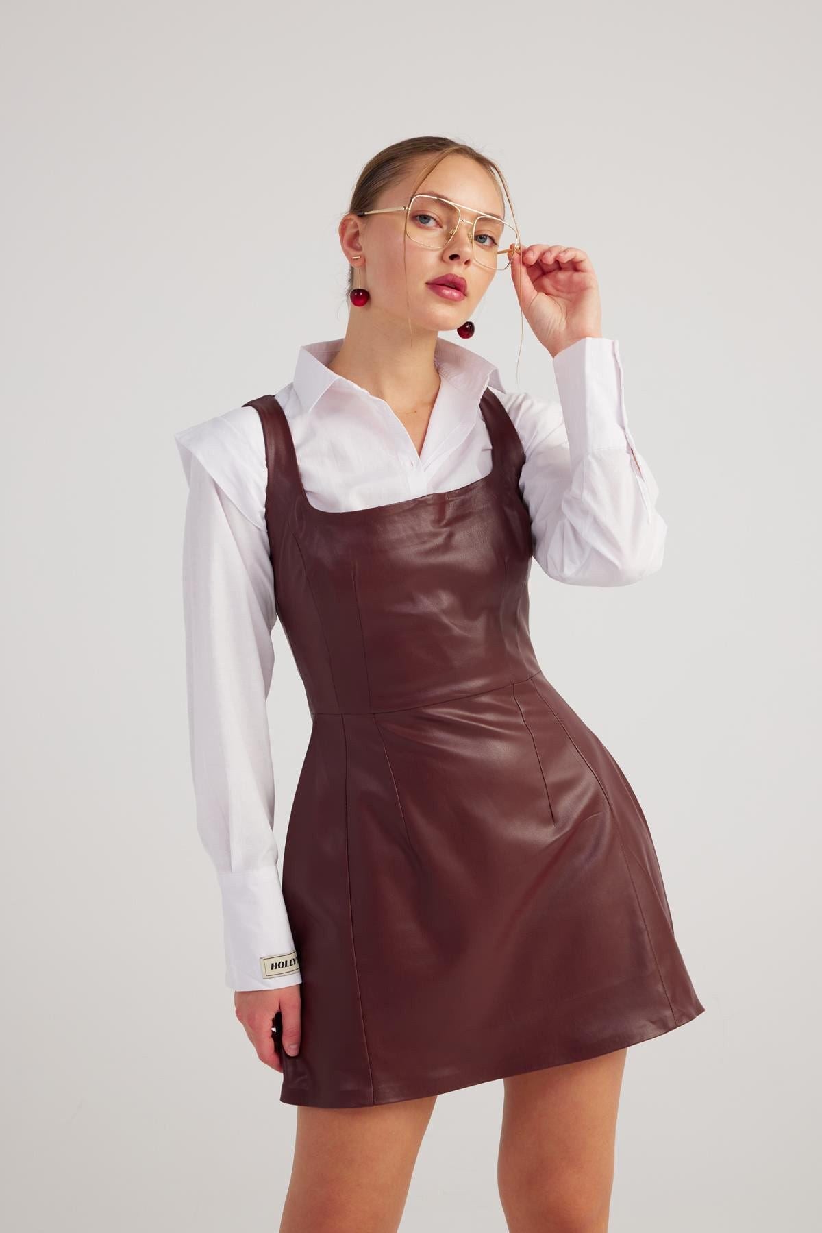 Eckiger Ausschnitt Velours Kleid Larissa