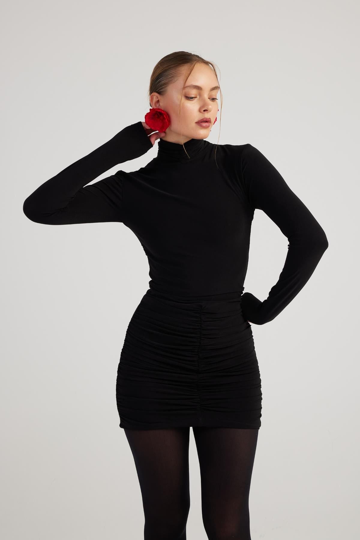 Mini-Kleid mit Fischerkragen