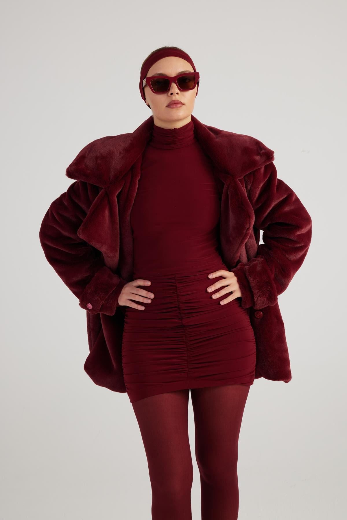 Mini-Kleid mit Fischerkragen