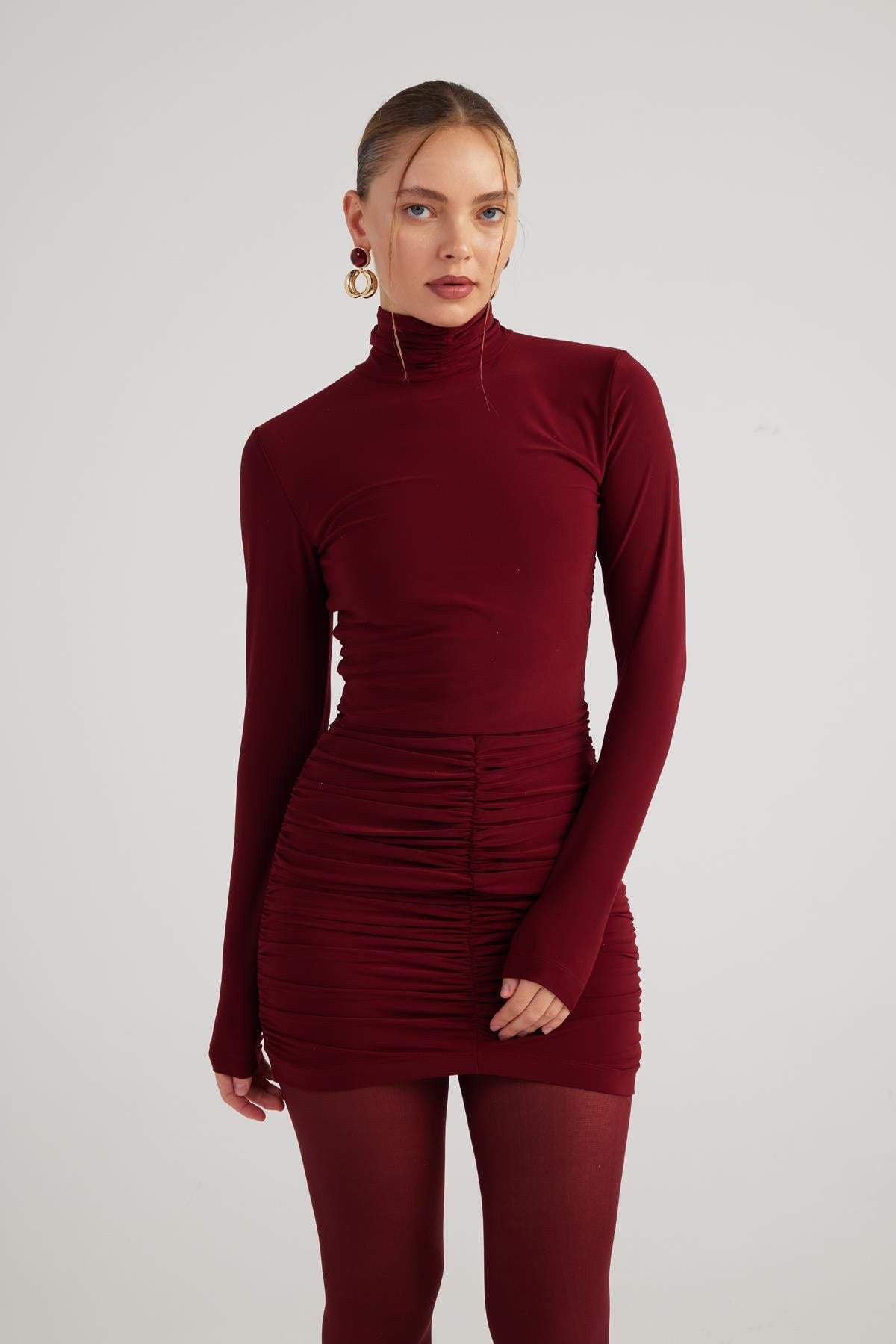Mini-Kleid mit Fischerkragen