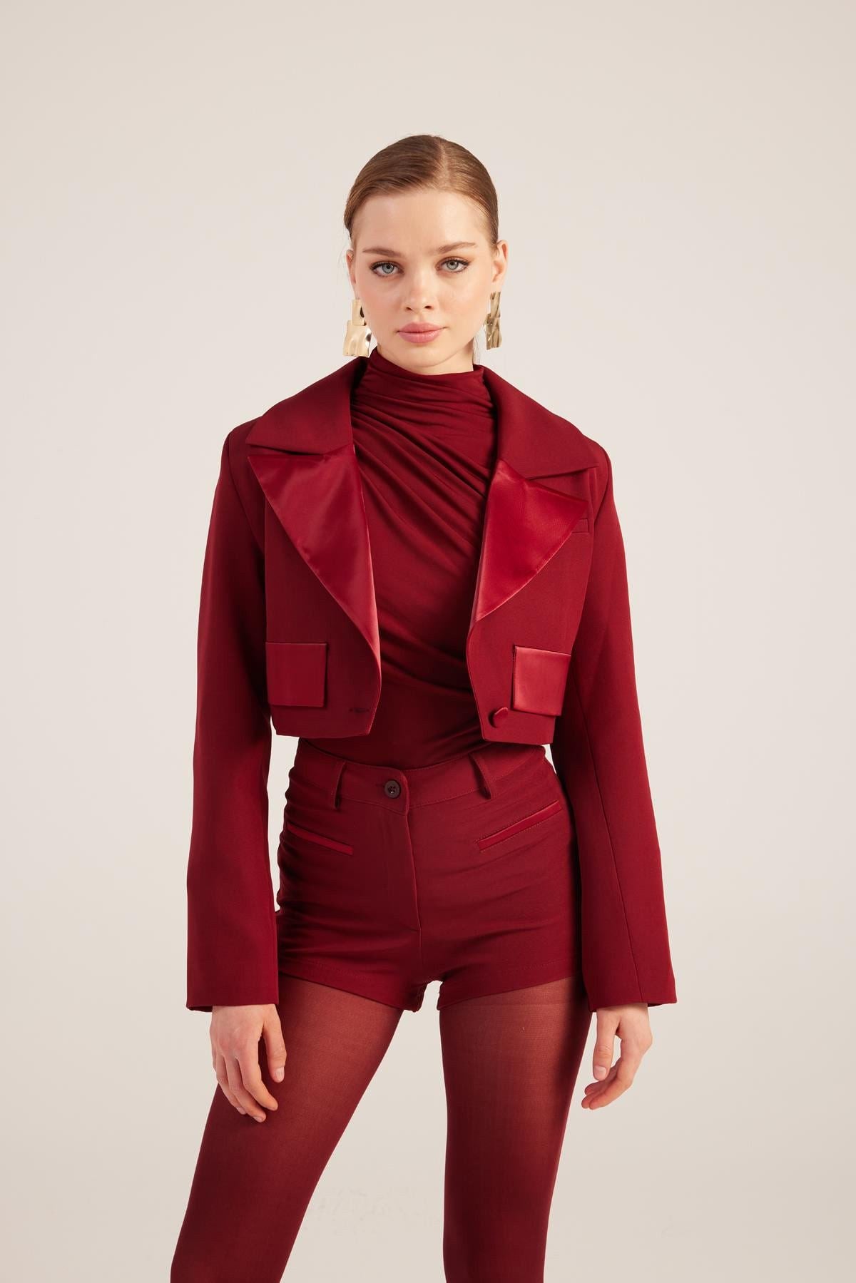 Velours Camila Crop Blazer