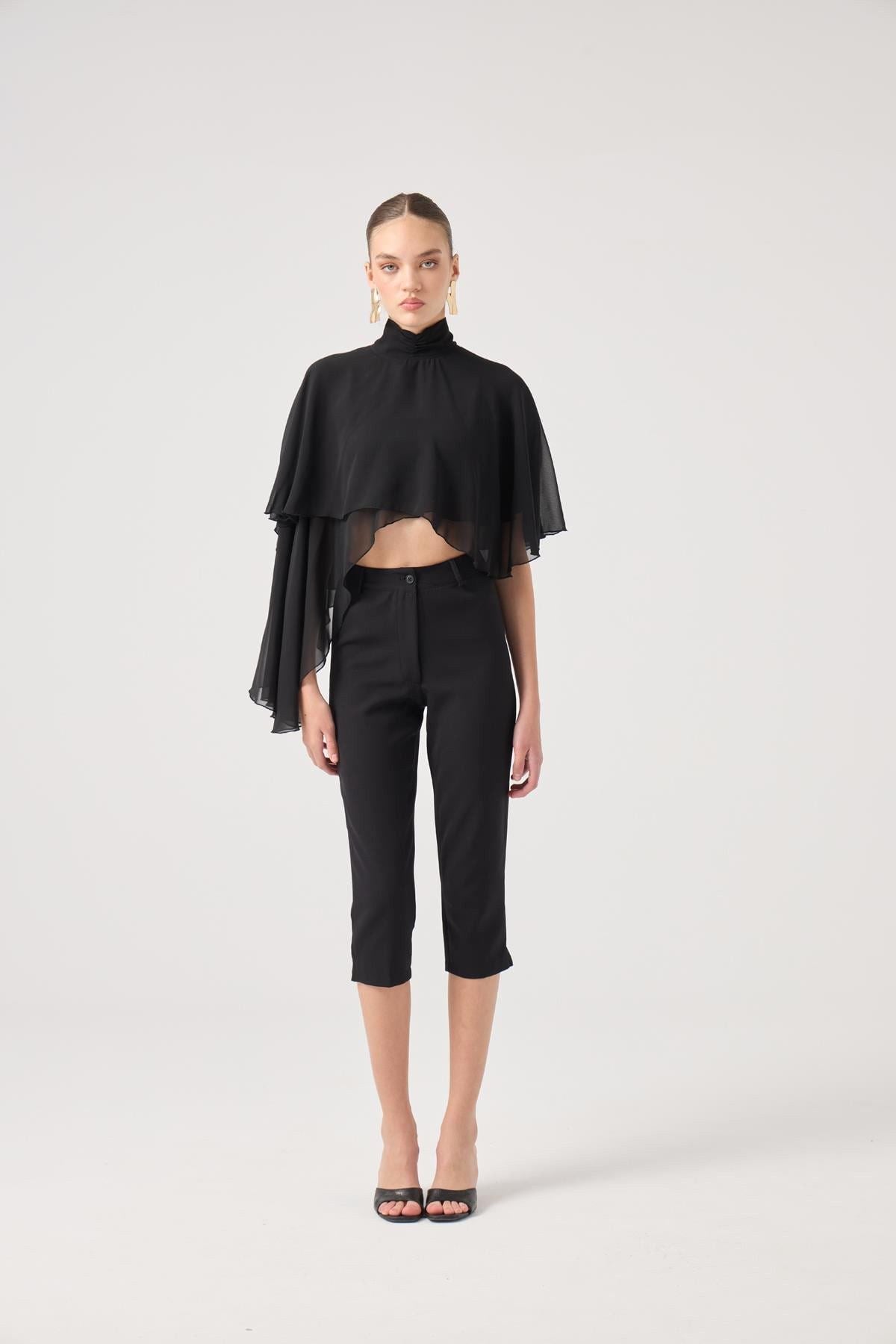 Bena Cape-Bluse