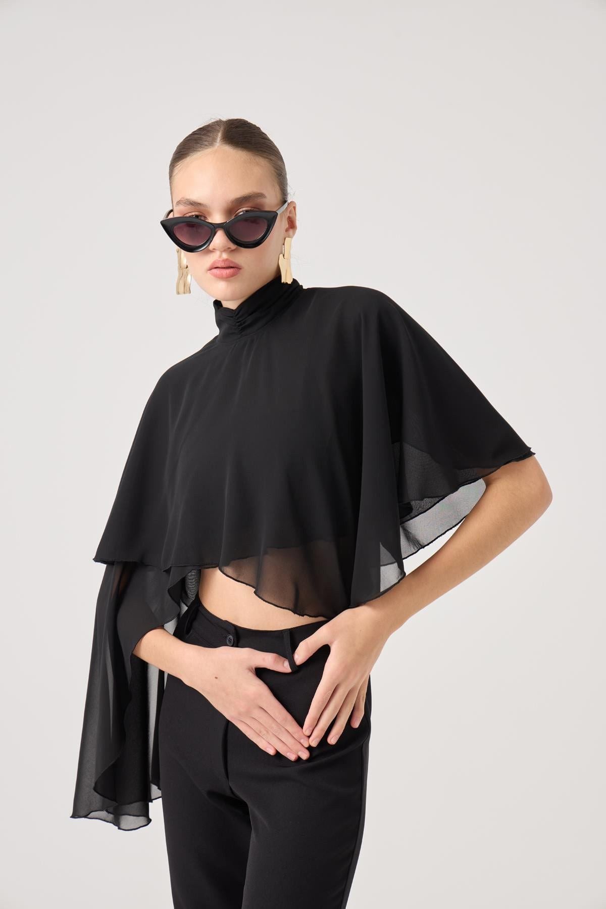 Bena Cape-Bluse