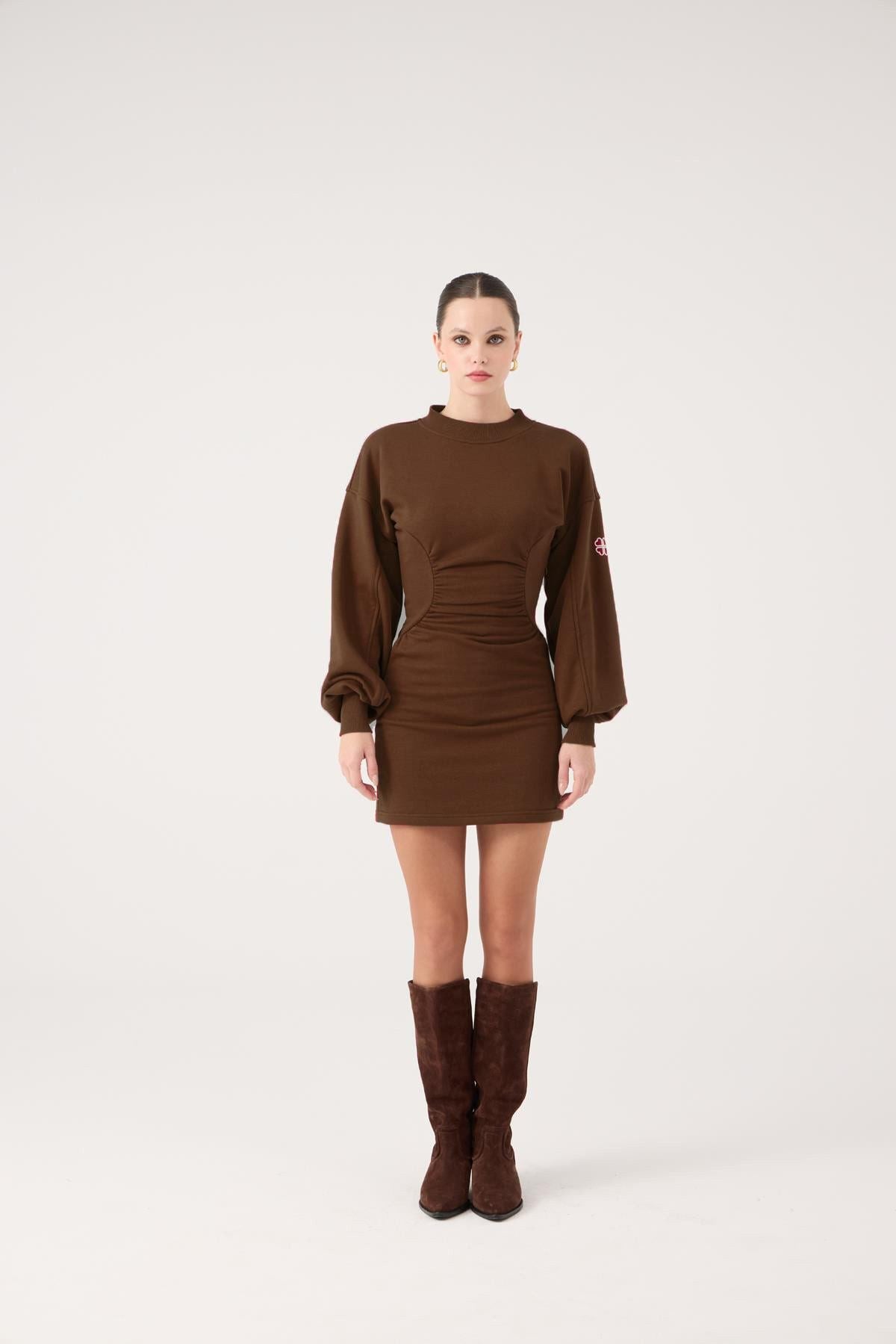 Mini Nancy Kleid mit Taillenschnitt