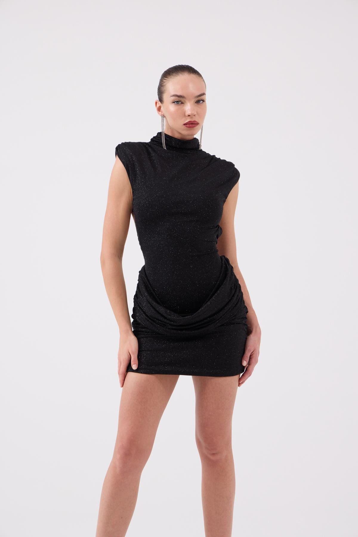 Glitzer Mini-Kleid mit Offenem Rücken