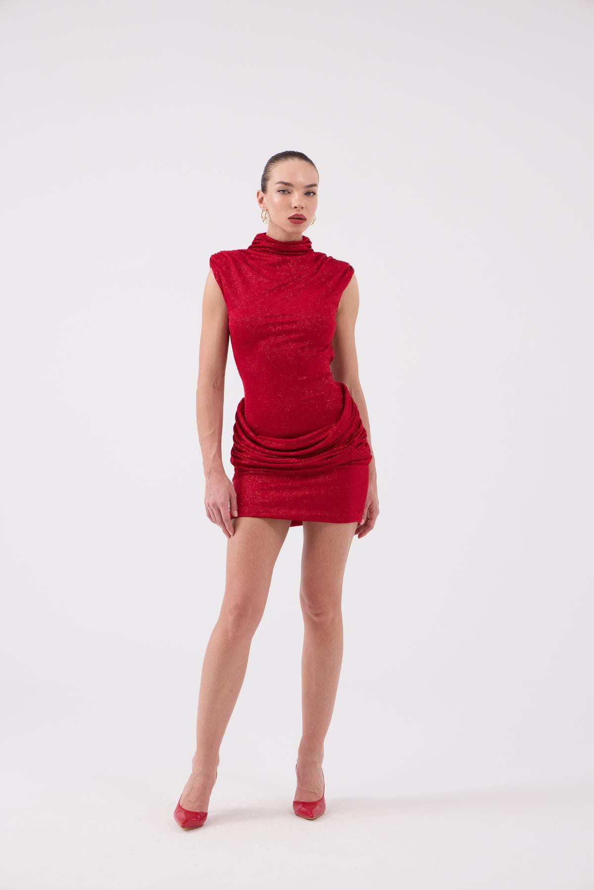 Glitzer Mini-Kleid mit Offenem Rücken