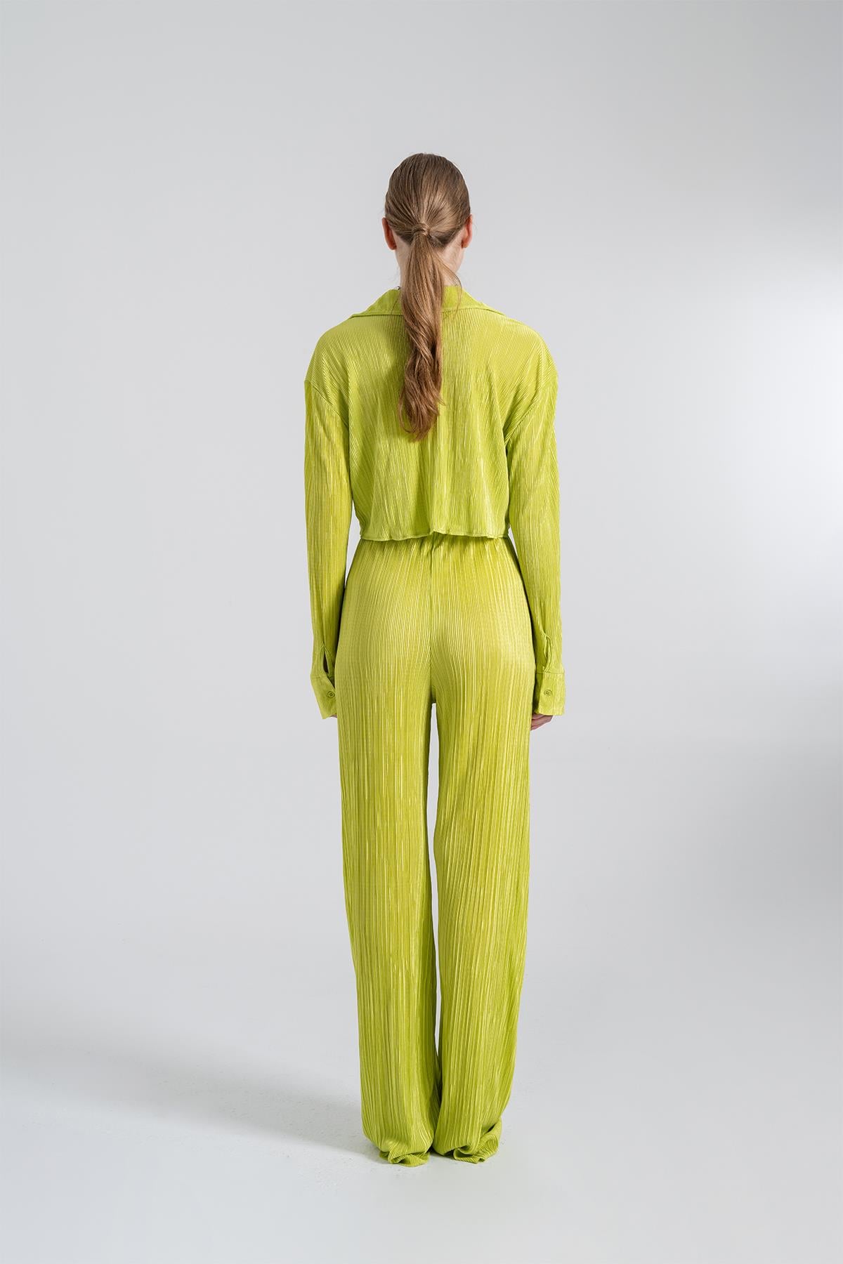 Bequeme Knopf-Top Cropped