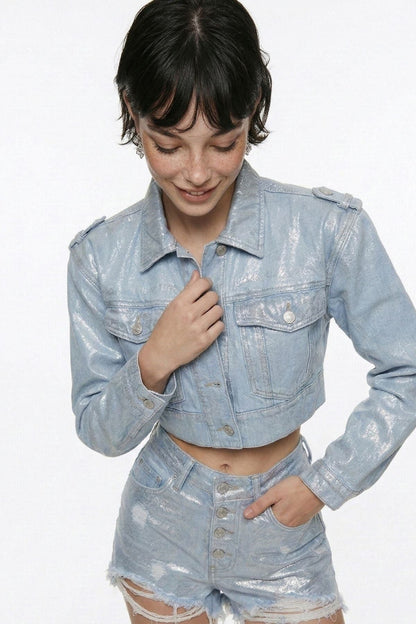 Individuelle glänzende Jeansshorts